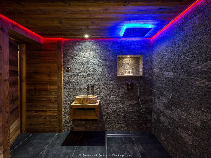 Rif Blanc Salle de bain Atelier Monts & Merveilles Serre-Chevalier