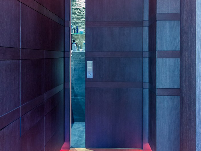 Rif Blanc Porte Atelier Monts & Merveilles Serre-Chevalier